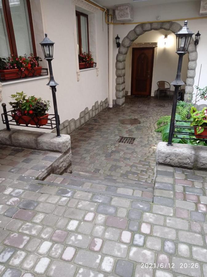 Rynok 25 Deluxe Lviv Center Apartment Luaran gambar