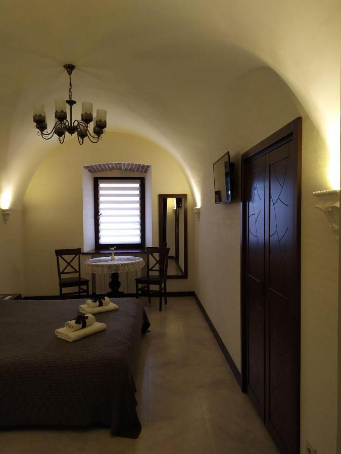Rynok 25 Deluxe Lviv Center Apartment Luaran gambar